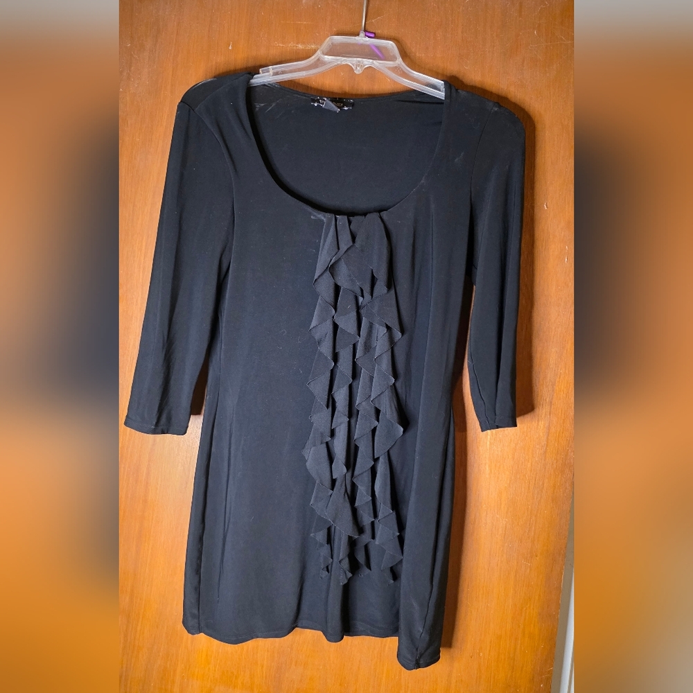 White House Black Market Black Ruffle Front 3/4 Sleeve Tunic Blouse M